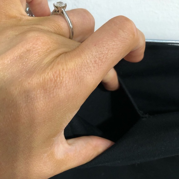 Demi Lovato x Fabletics Overall 7/8 Leggings - Picture 9 of 9